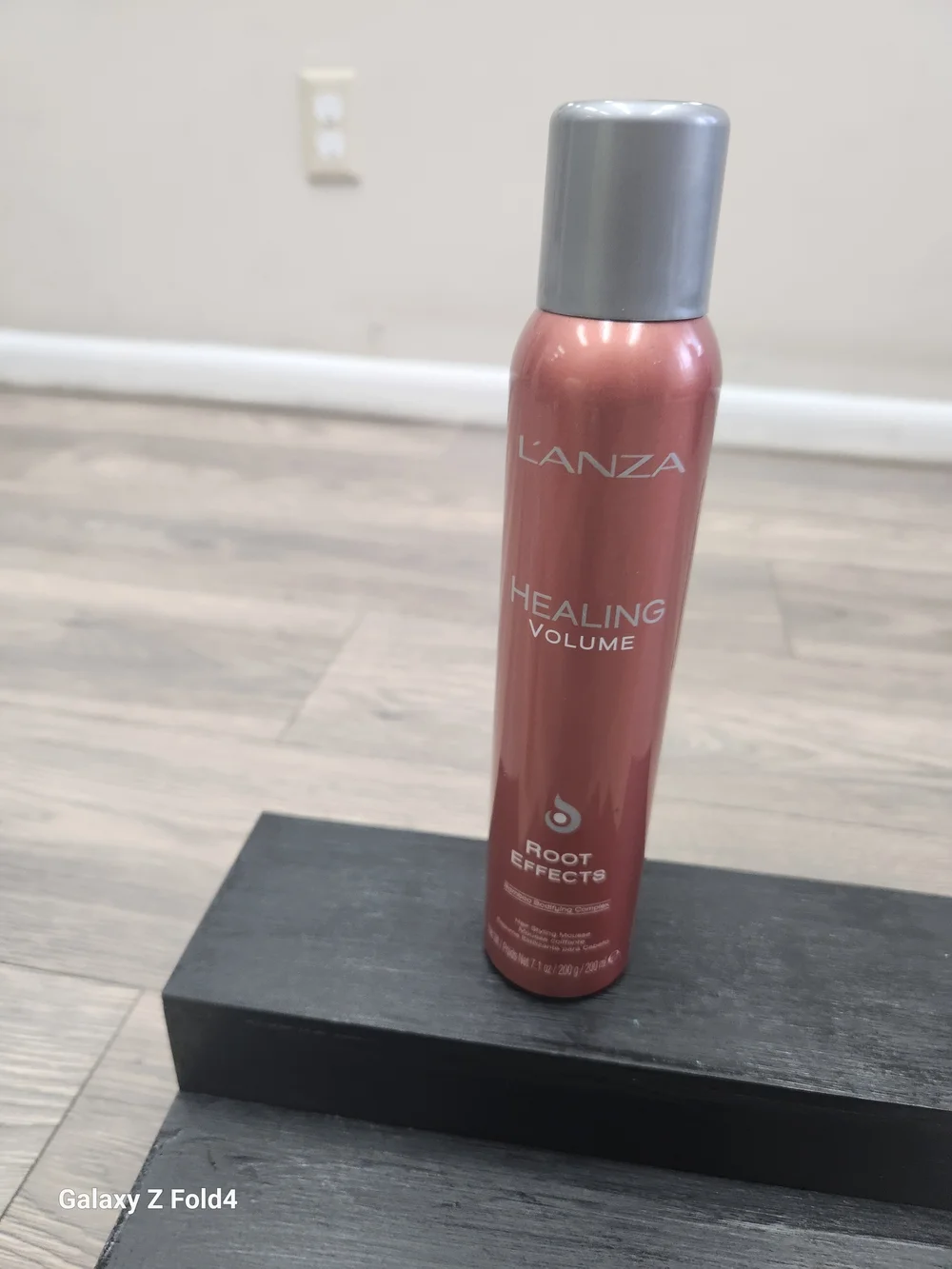 L'ANZA Healing Volume Root Effects - Pink Volume Spray